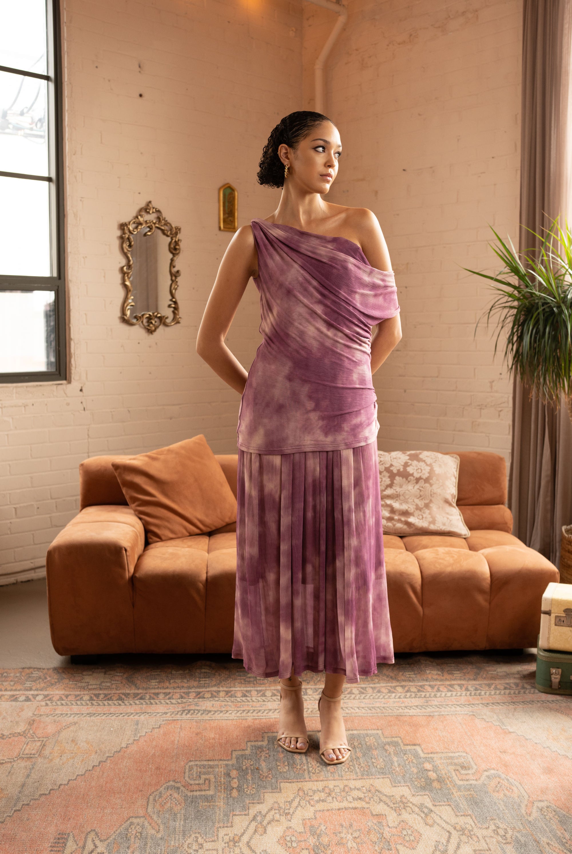 One-Shoulder Tie-Dye Pleated Maxi Dress – Lilac