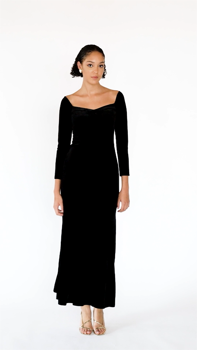 Off-Shoulder Velvet Jacquard Maxi Dress – Black, Video