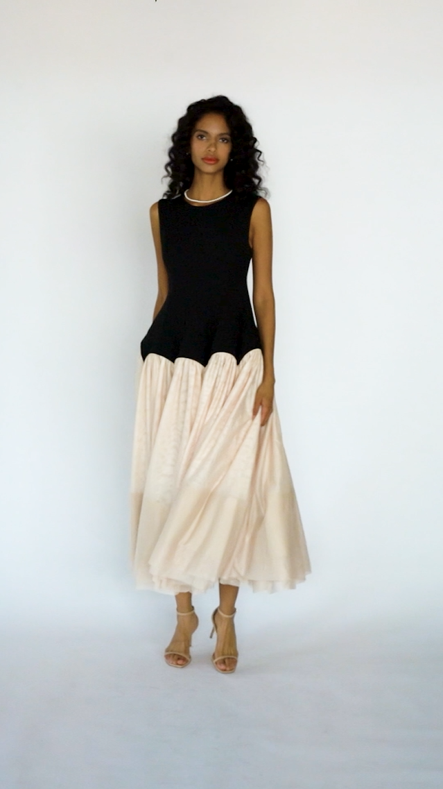 Two-Tone Long Maxi Dress with Double Layer Skirt – Black and Blush, Video