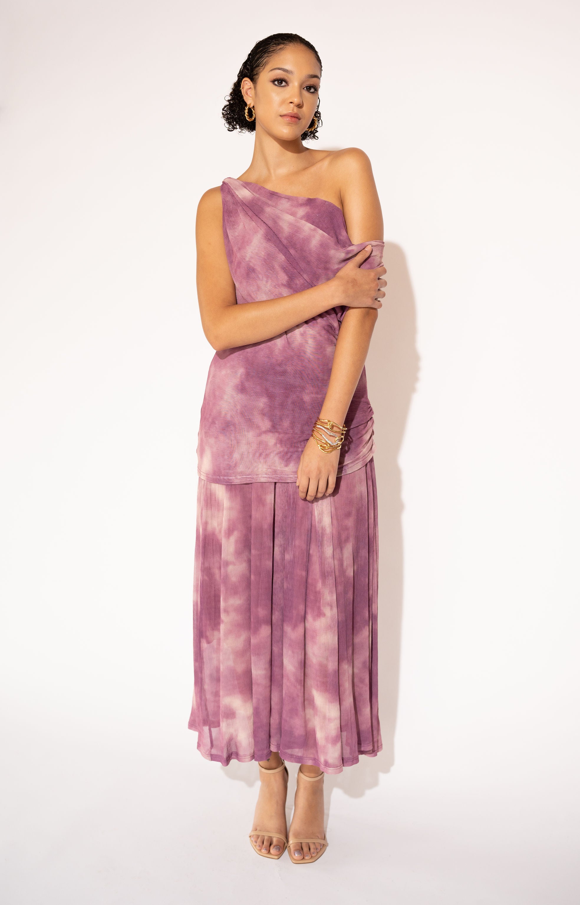 One-Shoulder Tie-Dye Pleated Maxi Dress – Lilac, Front View - Alt